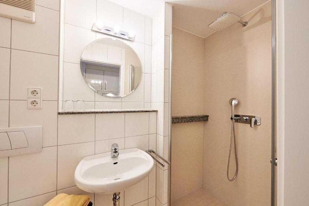 Gaestehaus Schiff ميرسبرغ الغرفة الصورة